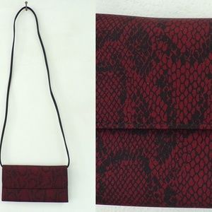 Vintage Cross Body Red Snake Print Wallet String
